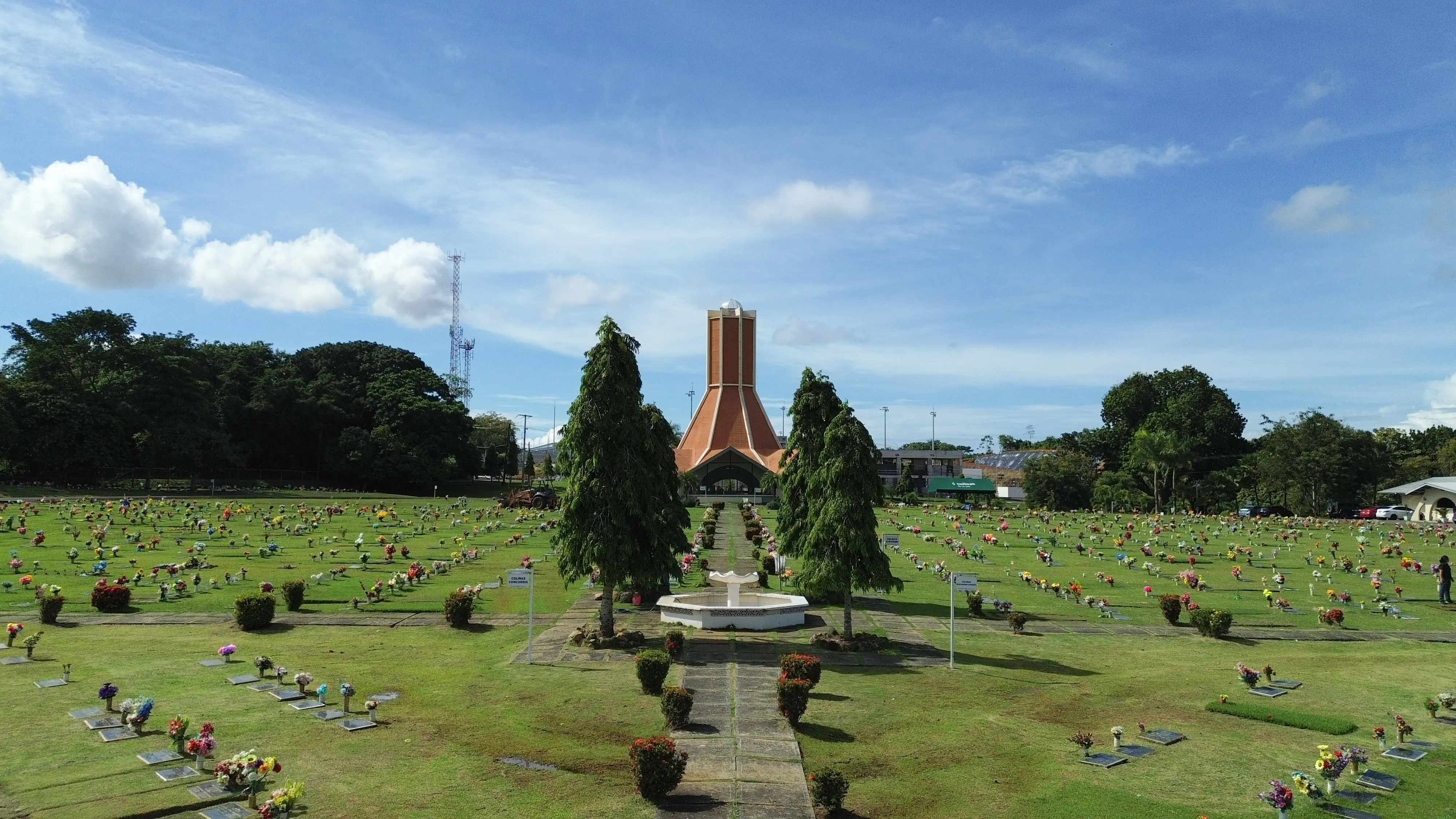 Campo Santo Colinas de la Paz